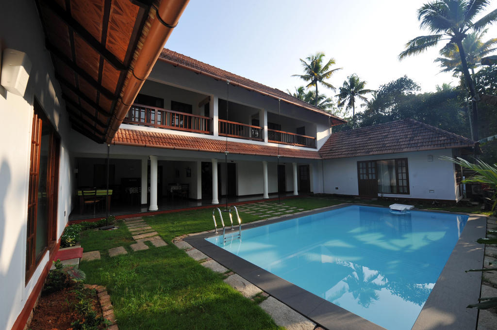 The Villa Romantica Nedumbassery Exterior foto